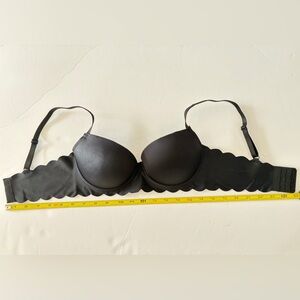 Felina Lingerie Black Scalloped Edge Bra Underwire, push-up. never worn.
